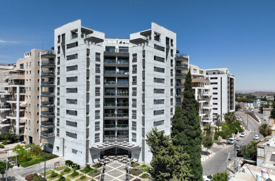 קרדן TLV, תל אביב